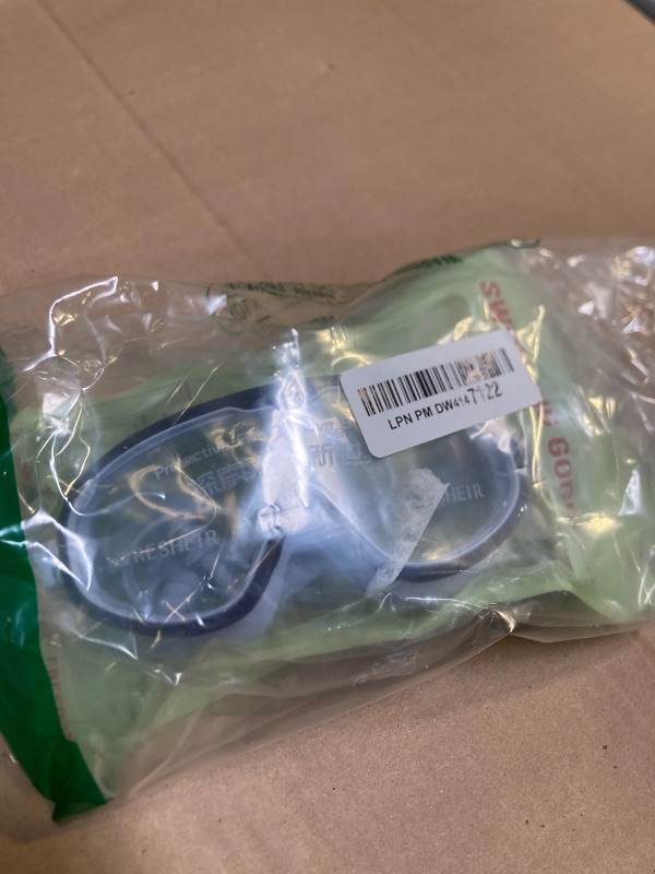 Photo 1 of Favorable Kids Goggles Kids Swim Goggles with Nose Cover HD Children's Large Frame Waterproof and Anti-Fog Pool Swimming Goggles(Blue+Blue Green)