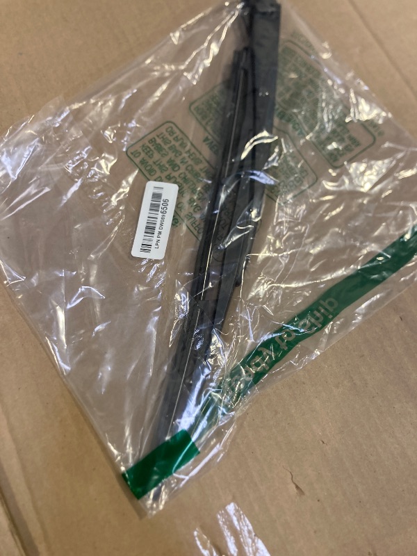 Photo 1 of Genuine Subaru 86532SC080 Arm Assembly - Rear Wiper, 1 Pack