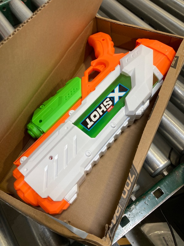 Photo 1 of X-Shot Fast-Fill Medium Water Blaster by ZURU, Watergun for Summer, XShot Water Toys, Squirt Gun Soaker (Fills with Water in just 1 Second!) Big Water Toy for Children, Boys, Teen, Men (Medium)