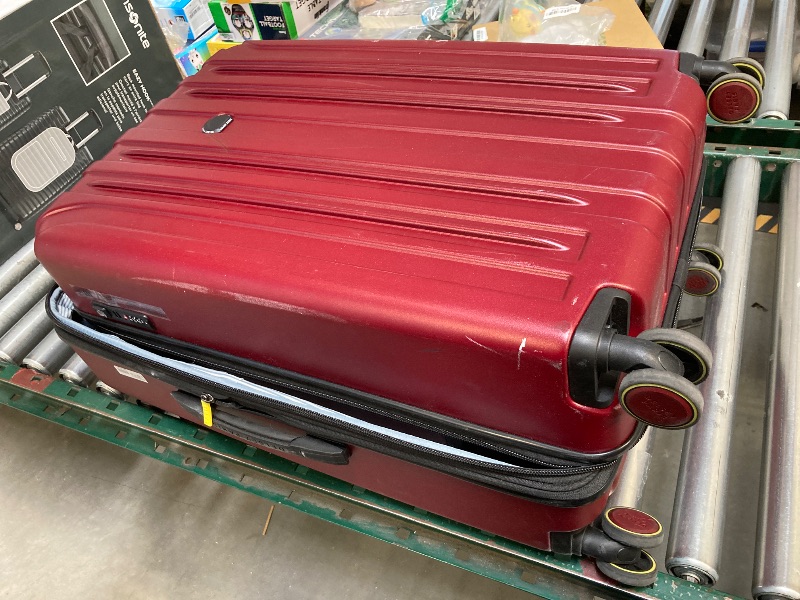 Photo 1 of Delsey Paris Accelerate 2-piece Hardside Spinner Luggage Set, Red