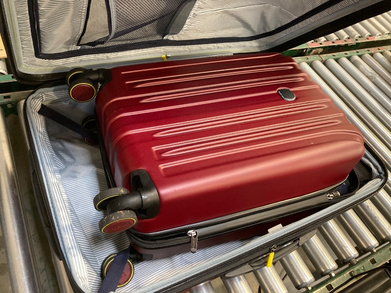 Photo 1 of Delsey Paris Accelerate 2-piece Hardside Spinner Luggage Set, RED