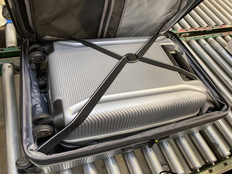 Photo 1 of  Samsonite Element XLT Hardside Set Silver 