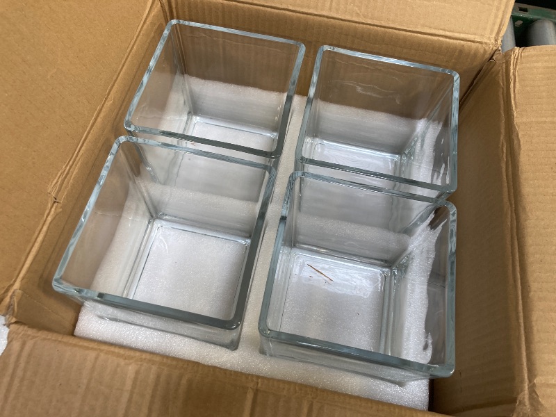 Photo 1 of 4 Pieces Cube Glass Vase Square Glass Cube Vase 6 x 6 x 6 Inch Clear Decorative Glass Cubes Clear Elegant Floral Accent Container Floating Candle Holders for Flower Planter Wedding Centerpieces