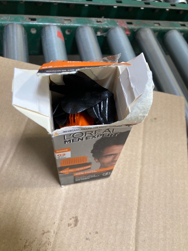 Photo 1 of L’Oreal Paris Men Expert One Twist Mess Free Permanent Hair Color, Mens Hair Dye to Cover Grays, Easy Mix Ammonia Free Application, Real Black 02, 1 Application Kit