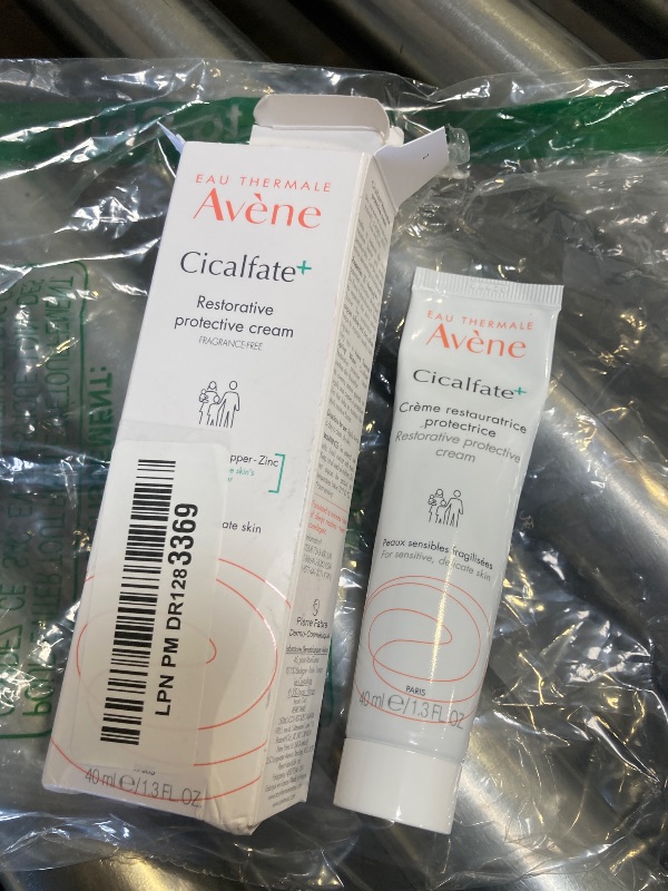 Photo 1 of Avène Cicalfate+ Restorative Protective Cream, postbiotic skincare for sensitive skin, helps restore skin barrier, face and body, safe for infants, children and adults, 1.3 Fl Oz