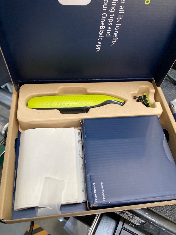 Photo 1 of Philips Norelco OneBlade 360 Hybrid Face, Electric Beard Trimmer and Shaver, with 360 Blade Technology, 1x 360 Blade for Face, 5in1 Adjustable Comb, Model QP2724/90