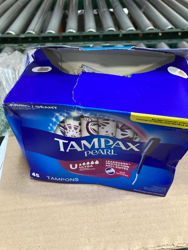 Photo 1 of Tampax Pearl Plastic Tampons, Ultra Absorbency, 45 Count (Packaging May Vary)