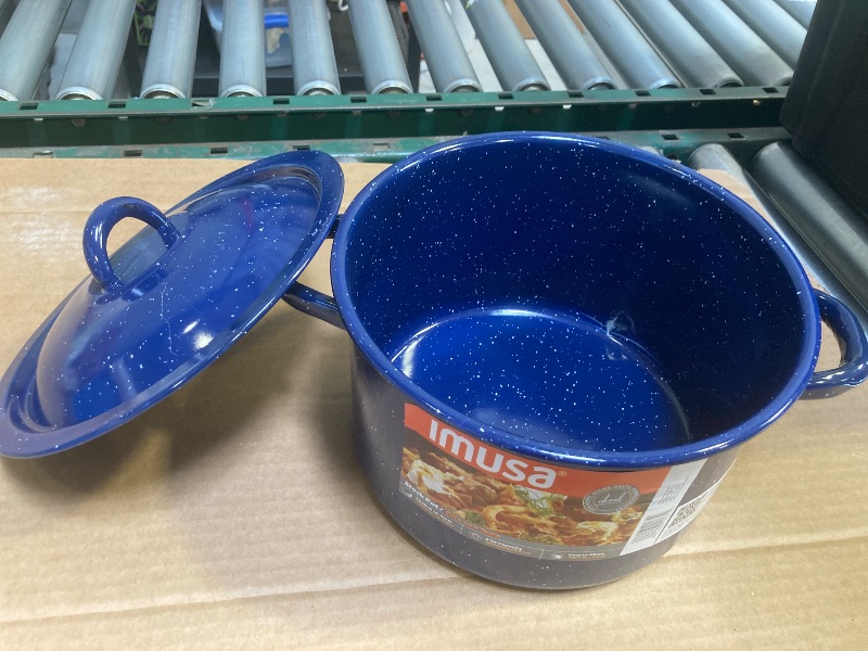 Photo 1 of IMUSA C20666-1063310W 6-Quart Blue Speckled Enamel Stock Pot with Lid