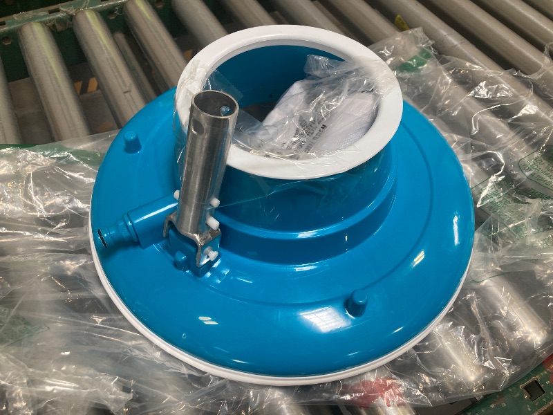 Photo 1 of  Ocean Blue Water Products Leaf Eater with Brushes & Wheels 
