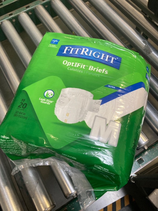 Photo 1 of Medline FitRight Ultra Adult Diapers, Disposable Incontinence Briefs, Leak-Proof Diaper, Absorbent Briefs For Men and Women, Maximum Protection, Medium, 32 – 44 in, 20 briefs per bag