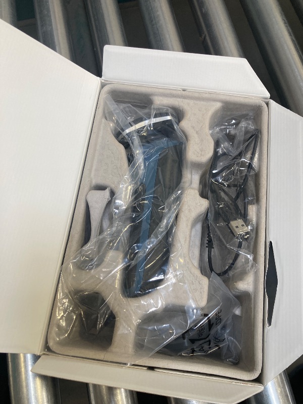 Photo 1 of Philips Norelco Shaver 5400, Rechargeable Wet & Dry Shaver with Pop-Up Trimmer, S5880/81