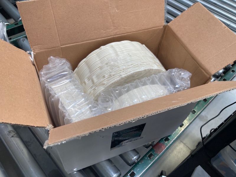 Photo 1 of U-QE 100 Pieces Ivory Plastic Plates for Party - Ivory Disposable Plastic Plates - Heavy Duty Disposable Platos Including 50 Dinner 10.25 '' & 50 Dessert 7.5 '' for Weddings