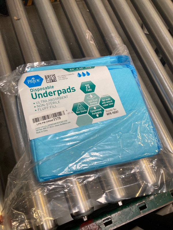 Photo 1 of MED PRIDE Disposable Underpads 23'' X 36'' (25-Count) Incontinence Pads, Chux, Bed Covers, Puppy Training | Thick, Super Absorbent Protection for Kids, Adults, Elderly | Liquid, Urine, Accidents