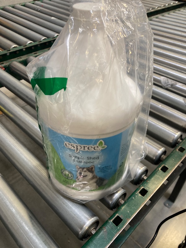 Photo 1 of Espree Simple Shed Shampoo | Formulated to Decrease Seanonal & Non-Seasonal Shedding | 1 Gallon,White