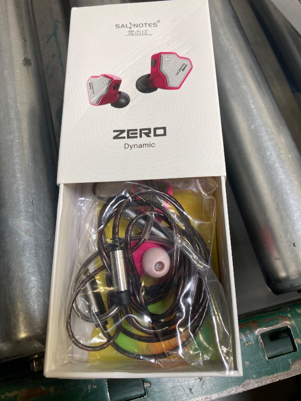 Photo 1 of Linsoul 7Hz Salnotes Zero HiFi 10mm Dynamic Driver in-Ear Earphone IEM with Metal Composite Diaphragm Stainless Steel Faceplate Detachable 2Pin OFC Cable (Rose, with Mic, Type C)