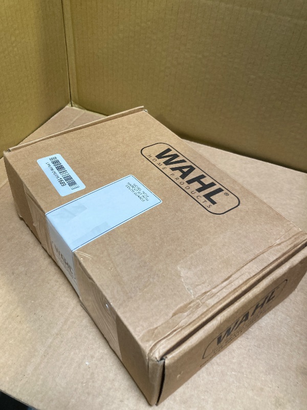 Photo 1 of Wahl Pro Hair Clipper Kit MC3 With Attachments and Case