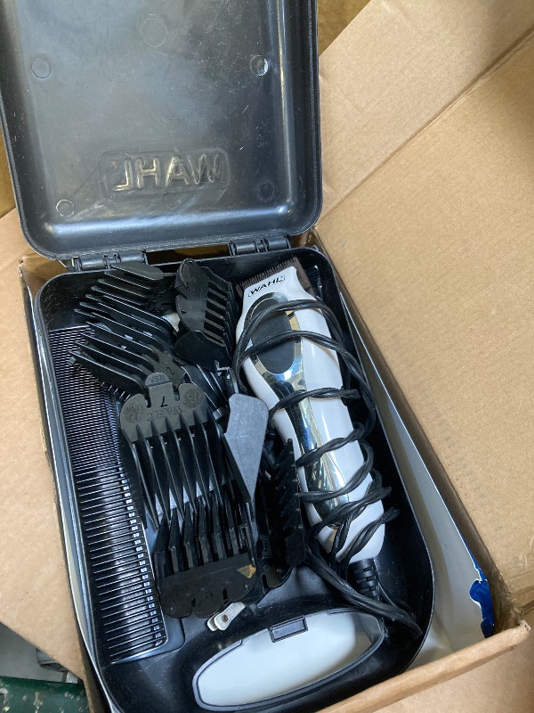 Photo 1 of Wahl Pro Hair Clipper Kit MC3 With Attachments and Case