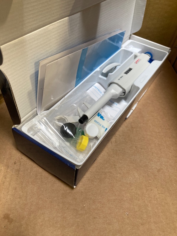 Photo 1 of FOUR E'S SCIENTIFIC 1ml Single-Channel Pipettor Adjustable Variable Volume 100-1000ul Micro Pipette High Accurate Pipettor for Laboratory
