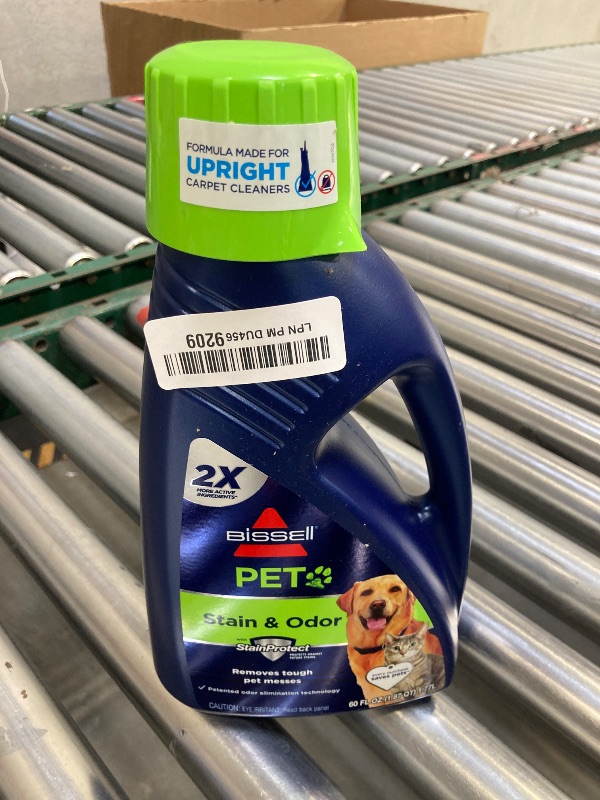 Photo 1 of Bissell 2X Pet Stain & Odor Full Size Machine Formula, 60 Ounces, 99K5A