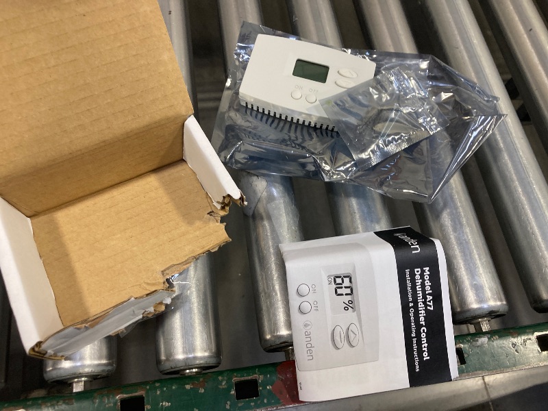 Photo 1 of Anden Dehumidifier Control for A210V1, A320V1 & A320V3