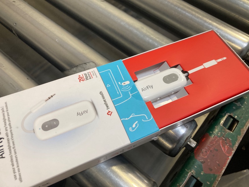 Photo 1 of Twelve South AirFly SE | Bluetooth Wireless Transmitter/Adapter for AirPods/Wireless or Noise-Cancelling Headphones; use on Airplanes and Gym Equipment, 20+ hr Battery Life