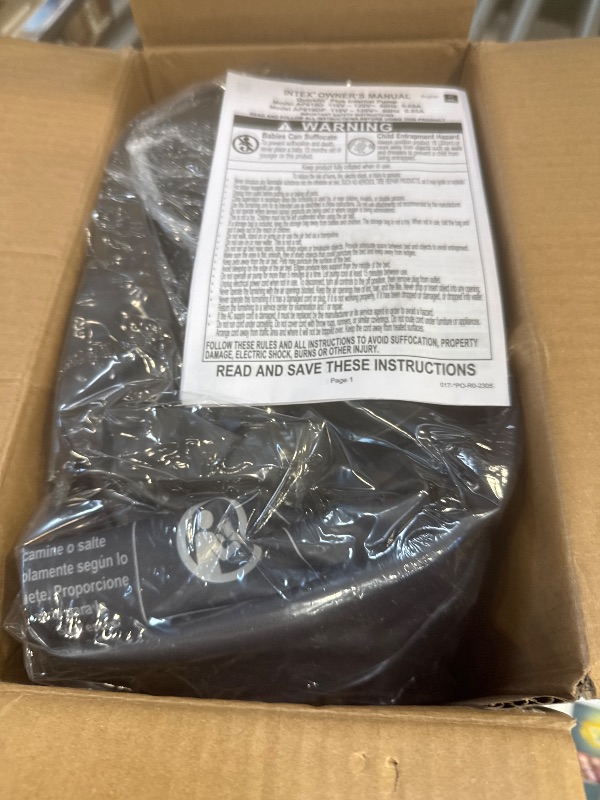 Photo 1 of Intex 64131ED Dura-Beam Plus Deluxe Pillow: Fiber-Tech – Twin Size – Built-in Electric Pump – 16.5in Bed Height – 300lb Weight Capacity
