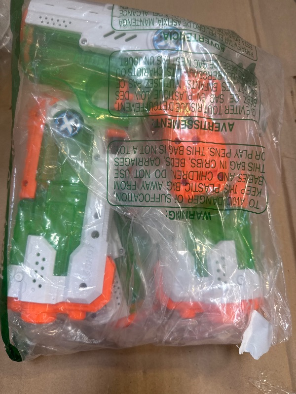 Photo 1 of X-Shot Nano Fast Fill (2 Pack) + Micro Fast-Fill (2 Pack) by ZURU Refresh Watergun, X Shot Water Toys, 4 Blasters Total, (Fills with Water in just 1 Second!)