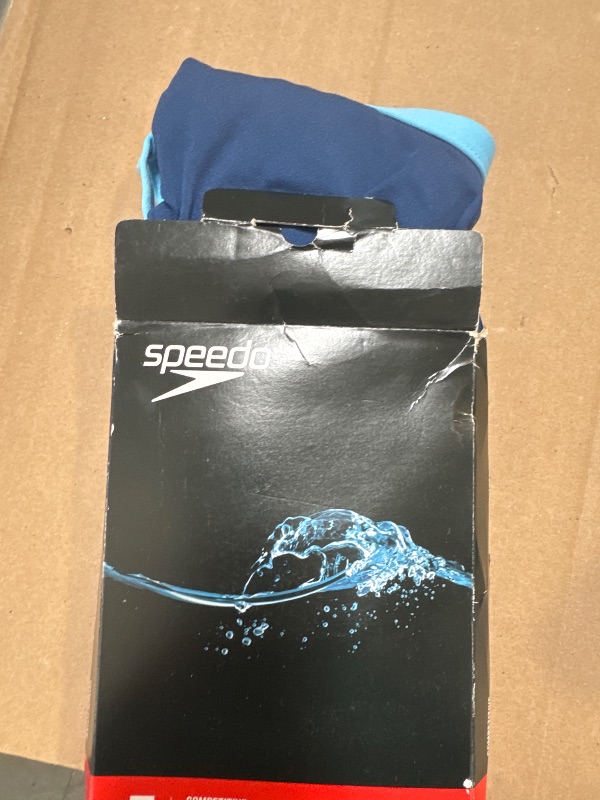 Photo 1 of Speedo Women's Swimsuit One Piece Endurance+ Flyback Solid Adult Team Colors Size 30