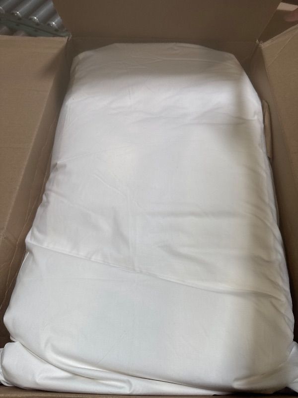Photo 1 of IHG Touch of Down Pillow Found in Holiday Inn Express, Holiday Inn, Staybridge Suites, Candlewood Suites King Size White
