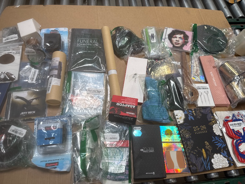 Photo 1 of Box Lot of Miscellaneous Items/Final Sale