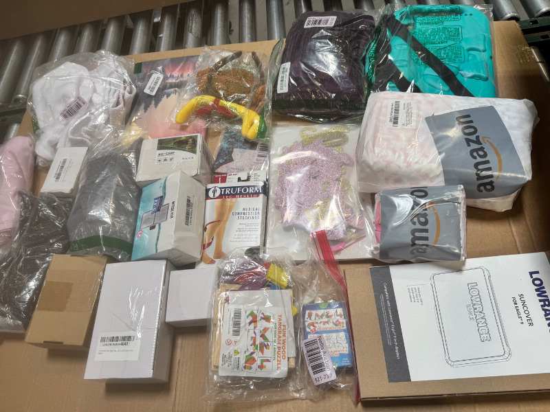 Photo 1 of Box Lot of Miscellaneous Items/Final Sale