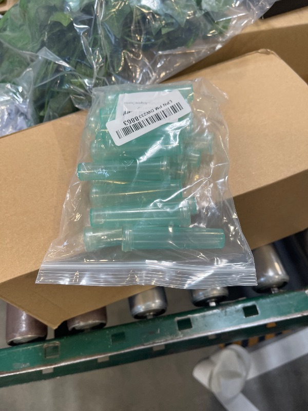 Photo 1 of JFFX 20 Pcs Floral Water Tubes 2.8 Inch Green Color Plastic Flower Vials with Caps for Flower Arrangement Decoration