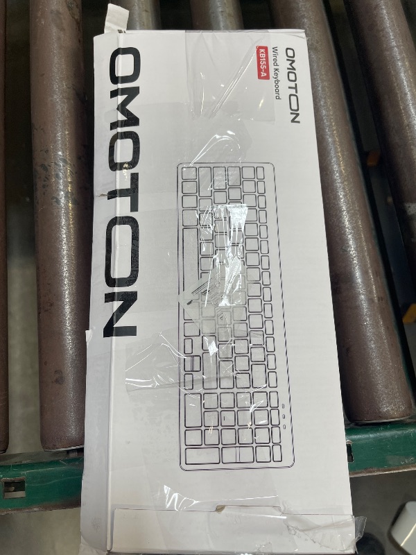 Photo 1 of OMOTON Wired Keyboard Compatible with Mac, with Dual Interface (USB and Type-C), Numeric Keypad Compatible with MacBook Pro/Air, iMac, Mac mini/Pro Laptop, Silver