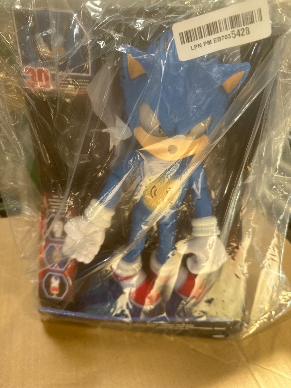 Photo 1 of Sonic The Hedgehog 3 Ultimate Talking Sonic 12-Inch Figure, Features 30+ Iconic and Humorous Phrases and Sounds from The Movies, Light-Up Eyes and Quills