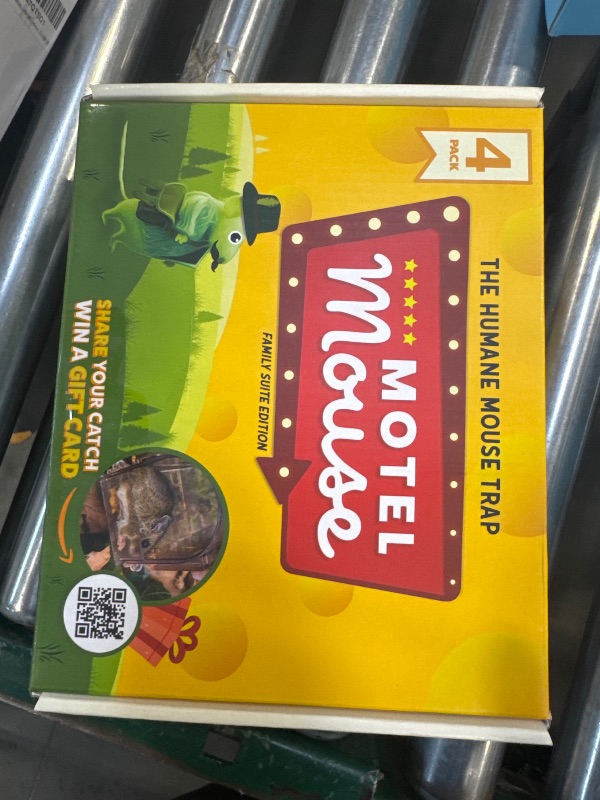 Photo 1 of Motel Mouse Humane No Kill Live Catch and Release Mouse Traps, Reusable with Cleaning Brush - 4 Pack