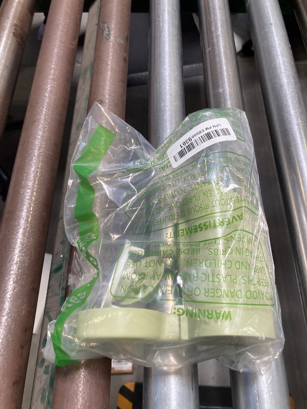 Photo 1 of Rabbit Water Bottle, 600ml/21oz Hanging Water Dispenser Feeder Cage Crate Hutch Bunny Puppy Cat Chinchilla Ferret Guinea Pigs Squirrel Hedgehog (Green)