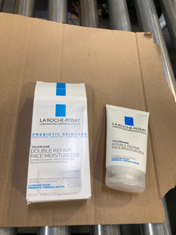 Photo 1 of 
La Roche-Posay Toleraine Double Repair Face Moisturizer exp- 2027