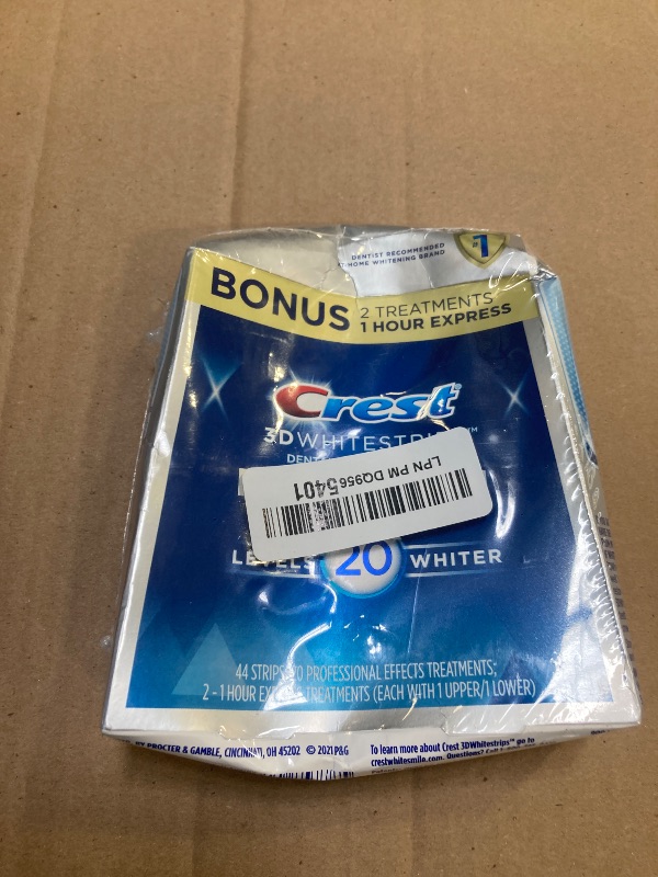 Photo 1 of Crest 3D Whitestrips Professional Effects, Whitestrip 3D White, Teeth Whitening Strip Kit, 44 Strips (22 Count Pack), Crest Teeth Whitening Strips, Teeth Whitening Kit