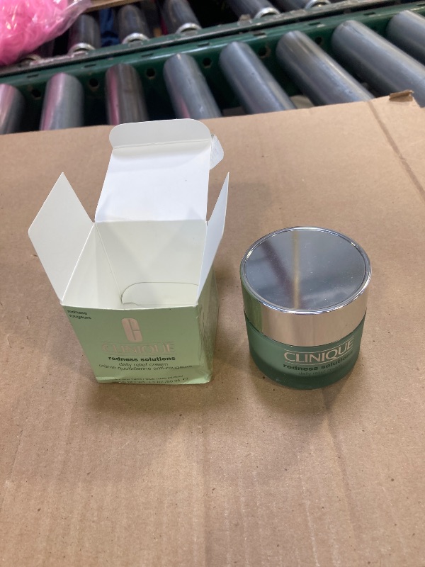 Photo 1 of Clinique Redness Solutions Daily Relief Cream with Microbiome Technology, 1.7 Fl Oz