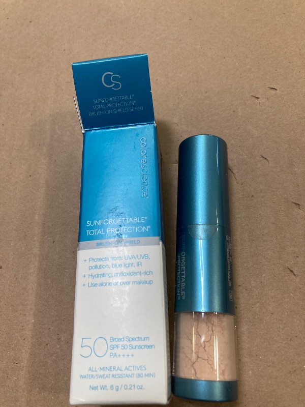 Photo 1 of Colorescience Brush-On Sunscreen Mineral Powder for Sensitive Skin, Medium , 1 Count (Pack of 1)