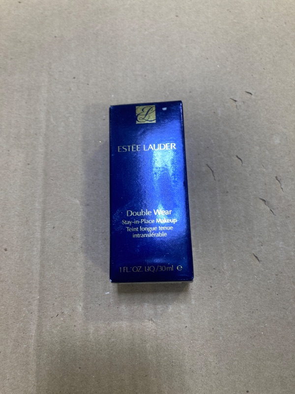 Photo 1 of Estée Lauder Double Wear Stay-in-Place 24-Hour Long-Wear Matte Foundation Makeup, 1 Fl Oz, 2N1 Desert Beige
