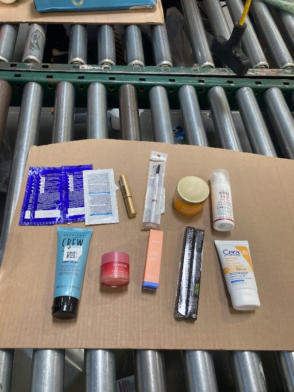 Photo 1 of 
Various Used/New Beauty Products 