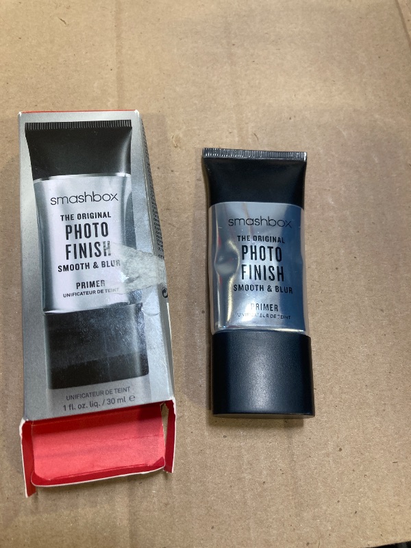 Photo 1 of Smashbox The Original Photo Finish Smooth & Blur Makeup Primer | Vitamin E + Oil Free, 1 Fl Oz