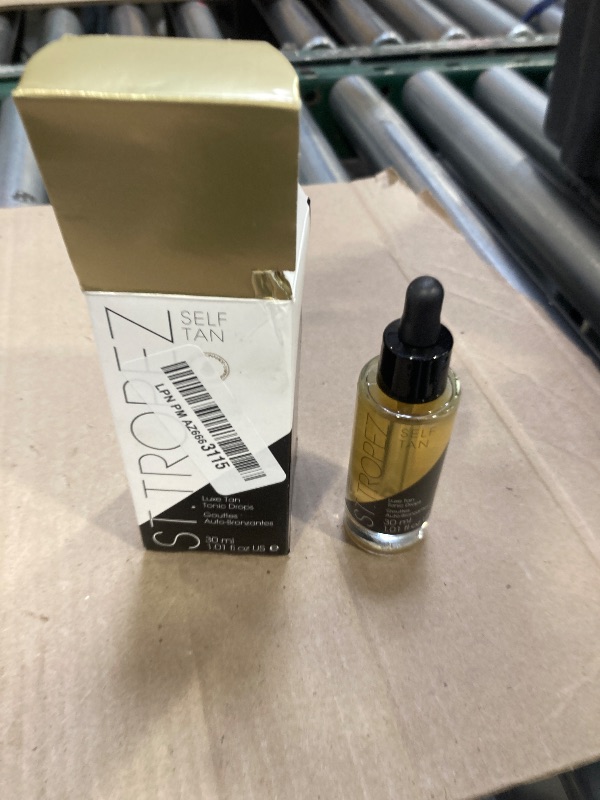 Photo 1 of St.Tropez Luxe Tan Tonic Glow Drops, 5-in-1 Face Self Tanning Drops, Niacinamide, Hyaluronic Acid, Vitamin C & E, Vegan, Natural & Cruelty Free, 1 Fl Oz