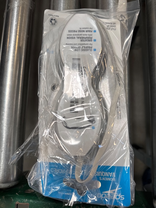Photo 1 of Speedo Women's Swim Goggles Mirrored Vanquisher 2.0