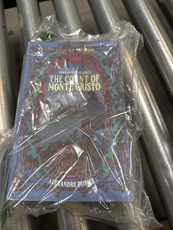 Photo 1 of The Count of Monte Cristo (Wordsworth Classics)