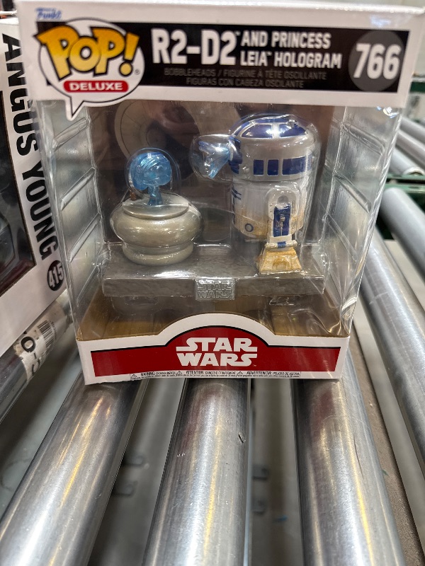 Photo 1 of Funko Pop Deluxe: R2-D2 with Leia - Star Wars - Collectable Vinyl Figure - Gift Idea - Official Merchandise - Toys for Kids & Adults - Sci-Fi Fans - Model Figure for Collectors and Display