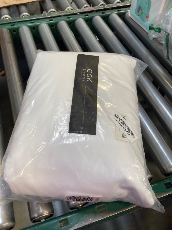 Photo 1 of Extra Deep Split King Sheet Set - 7 Piece Breathable & Cooling Sheets - Hotel Luxury Bedding Set w/18-24 Inch Extra Deep Pockets - Easy Fit - Super Soft, Wrinkle Free & Comfy - White, Split King Size