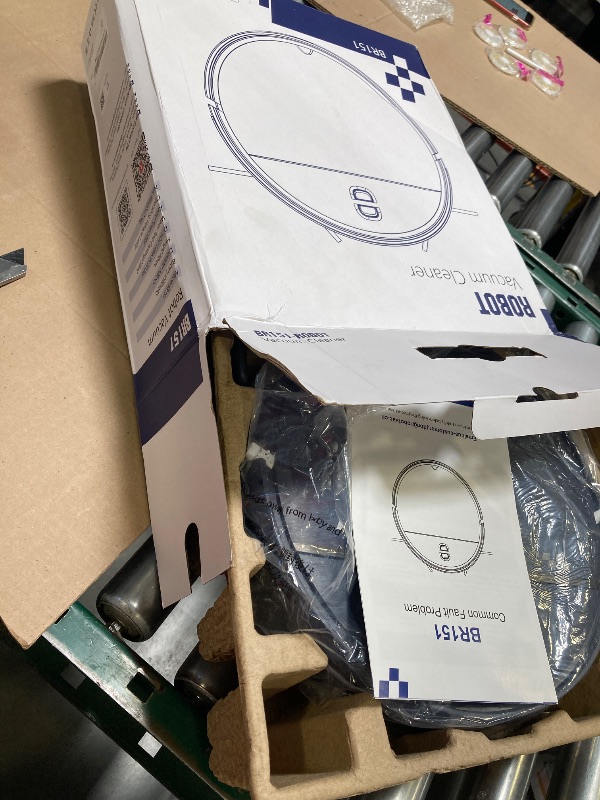 Photo 1 of Needs cleaning---Robot Vacuum and Mop Combo, 2-in-1 Mopping Robot Vacuum Cleaner with 2300Pa Suction, 2.87'' Slim Design, Wi-Fi/App/Voice Control, 3D Obstacle Avoidance&Self-Charging for Hard Floors, Carpets, Pet Hair