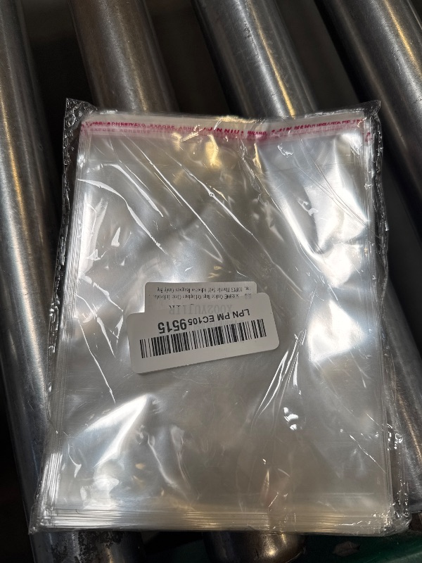Photo 1 of SUREHOME Cookie Bags Self Sealing Cellophane Bags with Seal, 5x6 Inch Clear Individual Treat Bags for Cookie Packaging Gift Giving 100 Pcs Plastic Self Adhesive Wrappers Resealable Favors Candy Bag